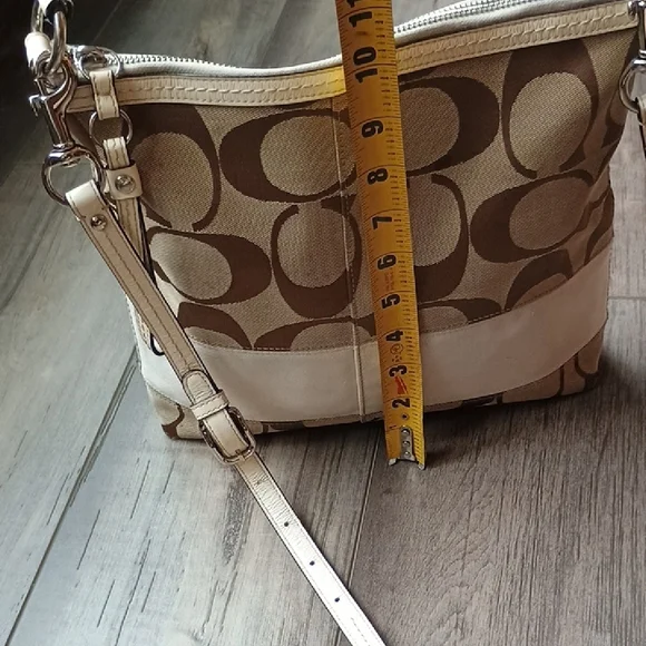 Coach Beige and White Crossbody Bag - Picture 11 of 16